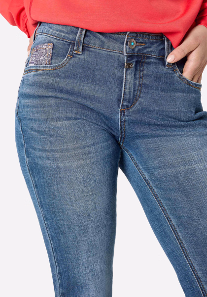 detail Timezone dámské jeans kalhoty 17-10082-40-3805 Slim LisaTZ
