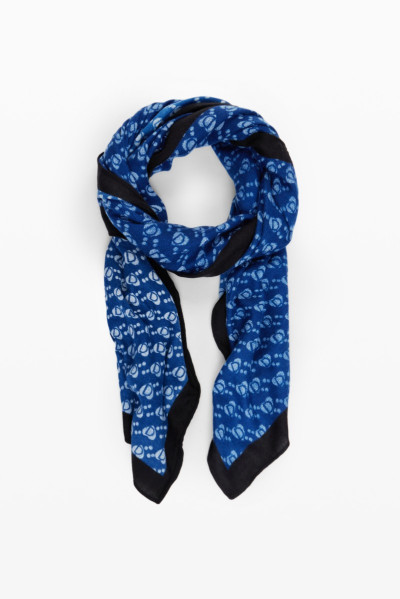 detail Desiguál dámský šátek 24WAWA24