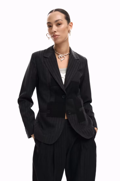 detail Desiguál dámská bunda 26SWEW24-2006