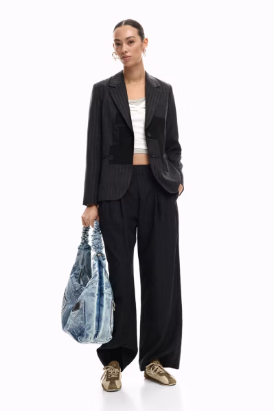 detail Desiguál dámská bunda 26SWEW24-2006