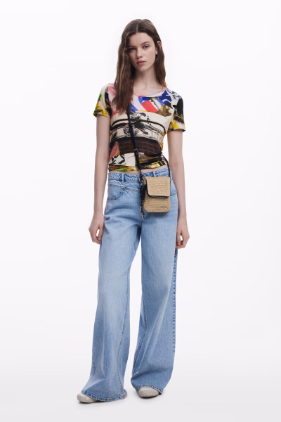 detail Desiguál dámská peněženka 25SAYO02